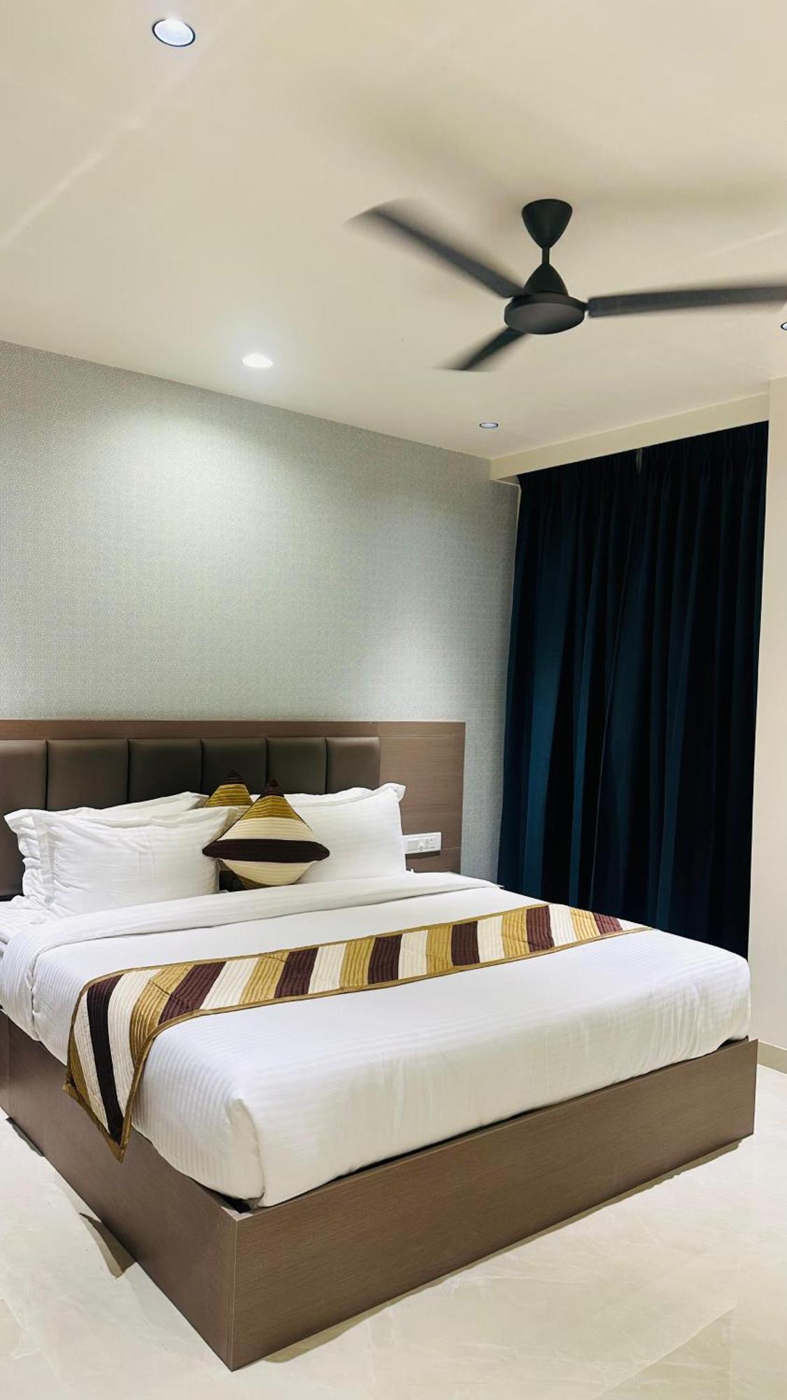 Hotel Shree Ji Inn كيشانجاره المظهر الخارجي الصورة