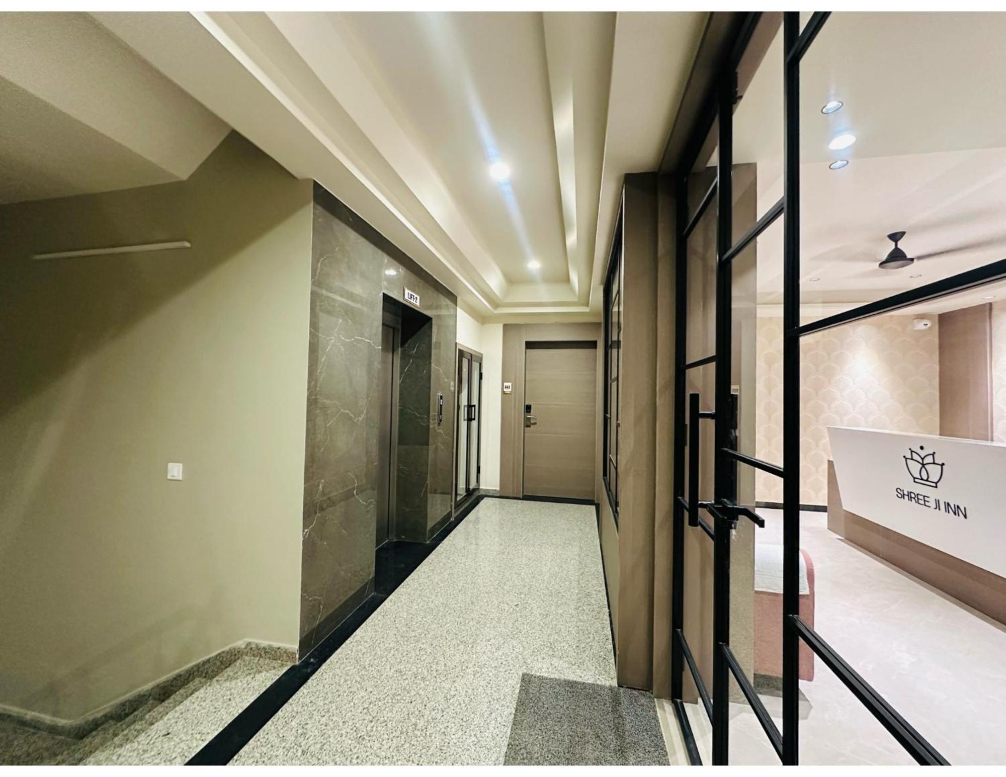 Hotel Shree Ji Inn كيشانجاره المظهر الخارجي الصورة